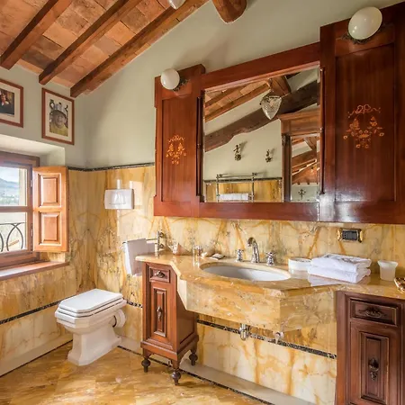 Smallville Bed & Breakfast *